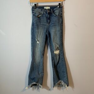 Risen distressed chewed hem ankle jeans straight crop size 1/25 med dark wash